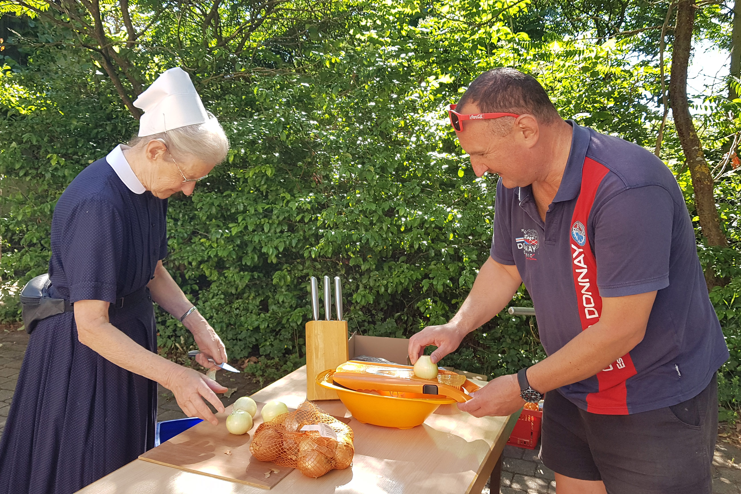 Lebenspark-Mehr-als-Wohnen-Lachen-Kochen